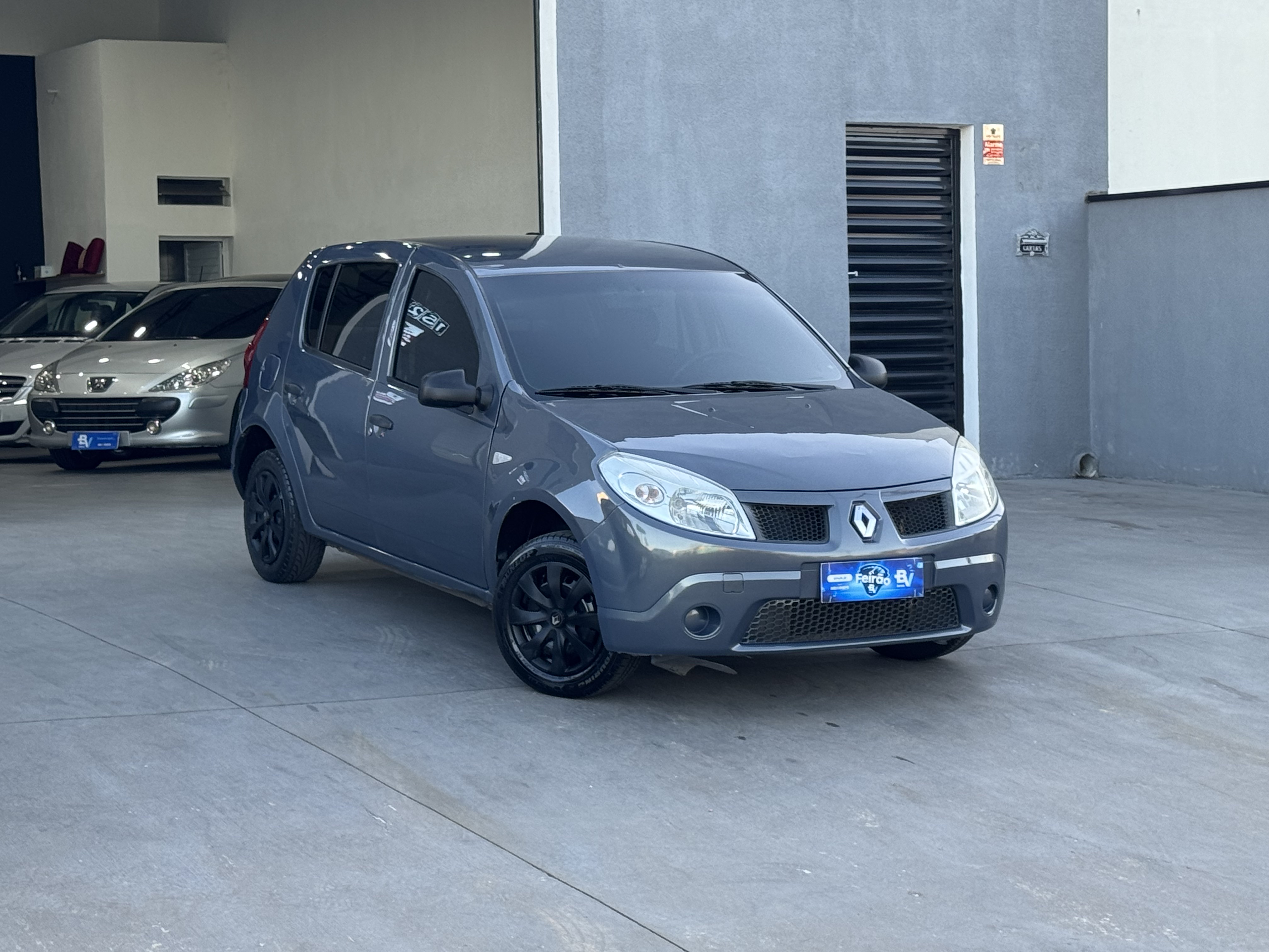 SANDERO